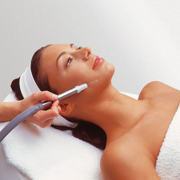Microdermoabraziune cu Aparat Maya Salon EliaStudio Suceava Microdermoabraziune cu Aparat Maya Salon EliaStudio Suceava